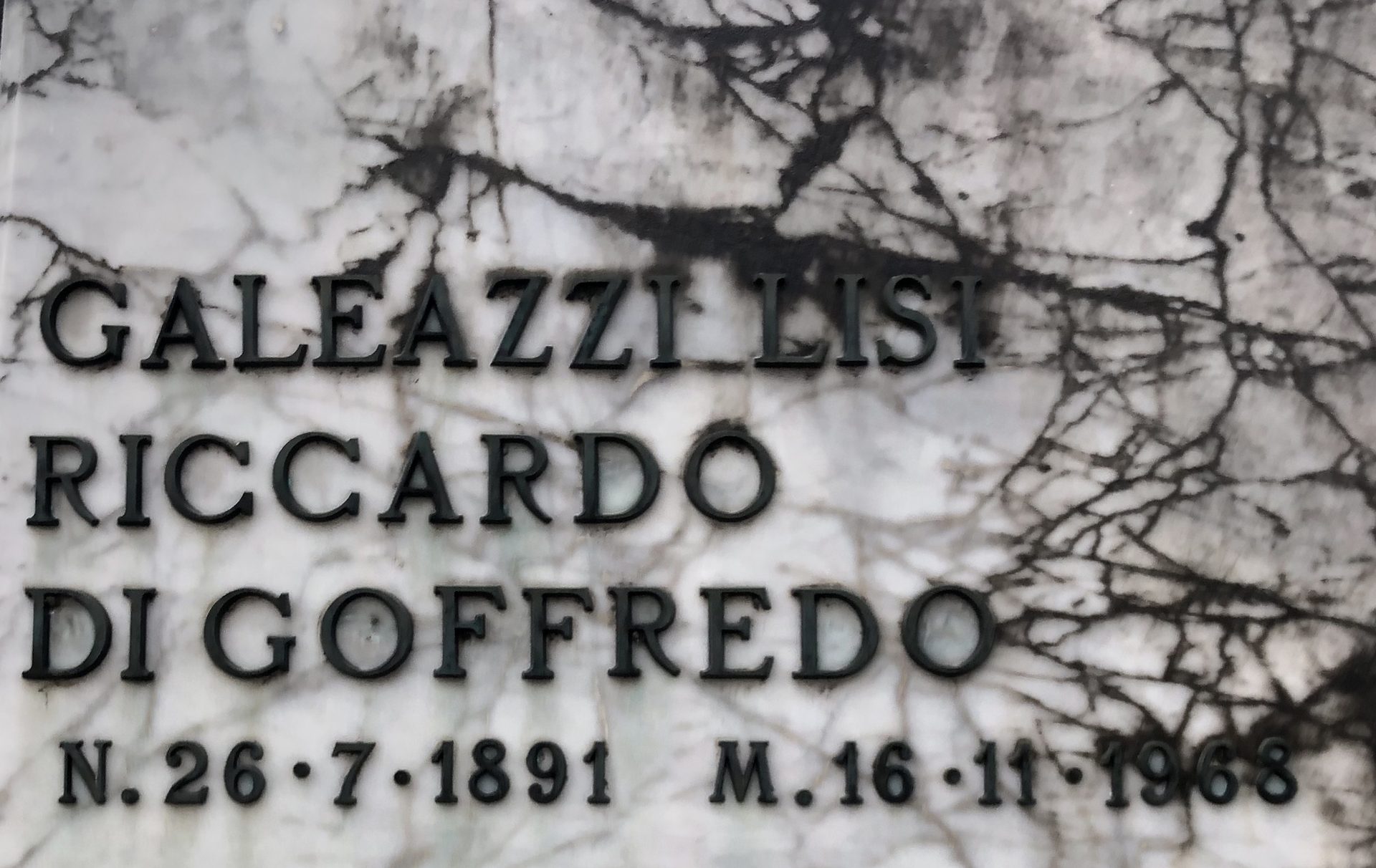 Riccardo Galeazzi Lisi's tomb, Rome (5).jpg